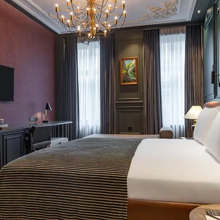 Orient Occident Istanbul, Autograph Collection 4*