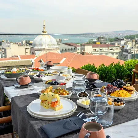 Orient Occident Istanbul, Autograph Collection 호텔