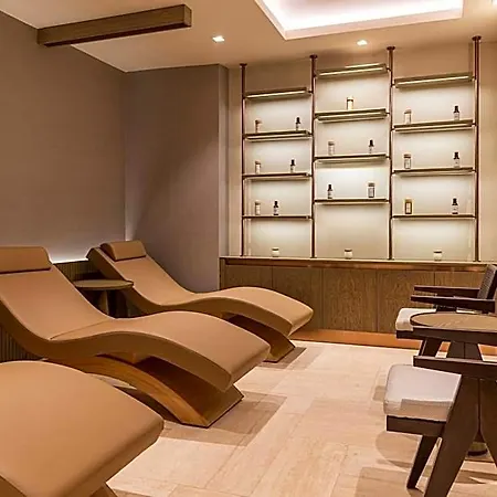 Orient Occident Istanbul, Autograph Collection Isztambul