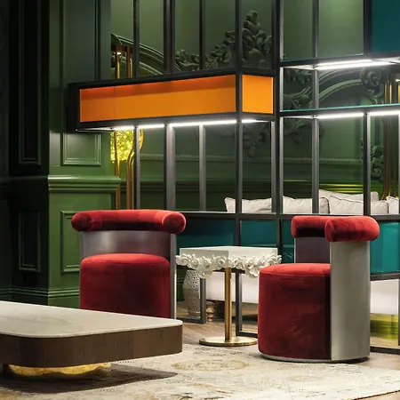Orient Occident Istanbul, Autograph Collection
